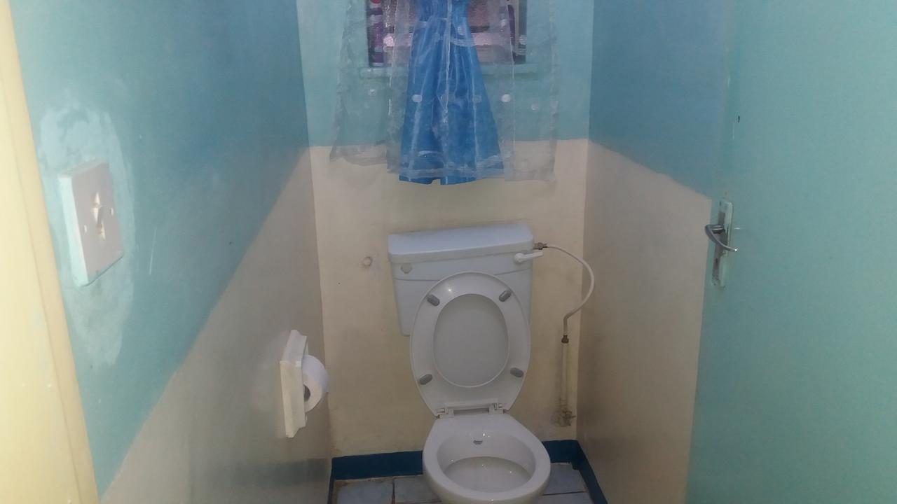 Ostello Kumunzi Backpackers Lusaka Esterno foto