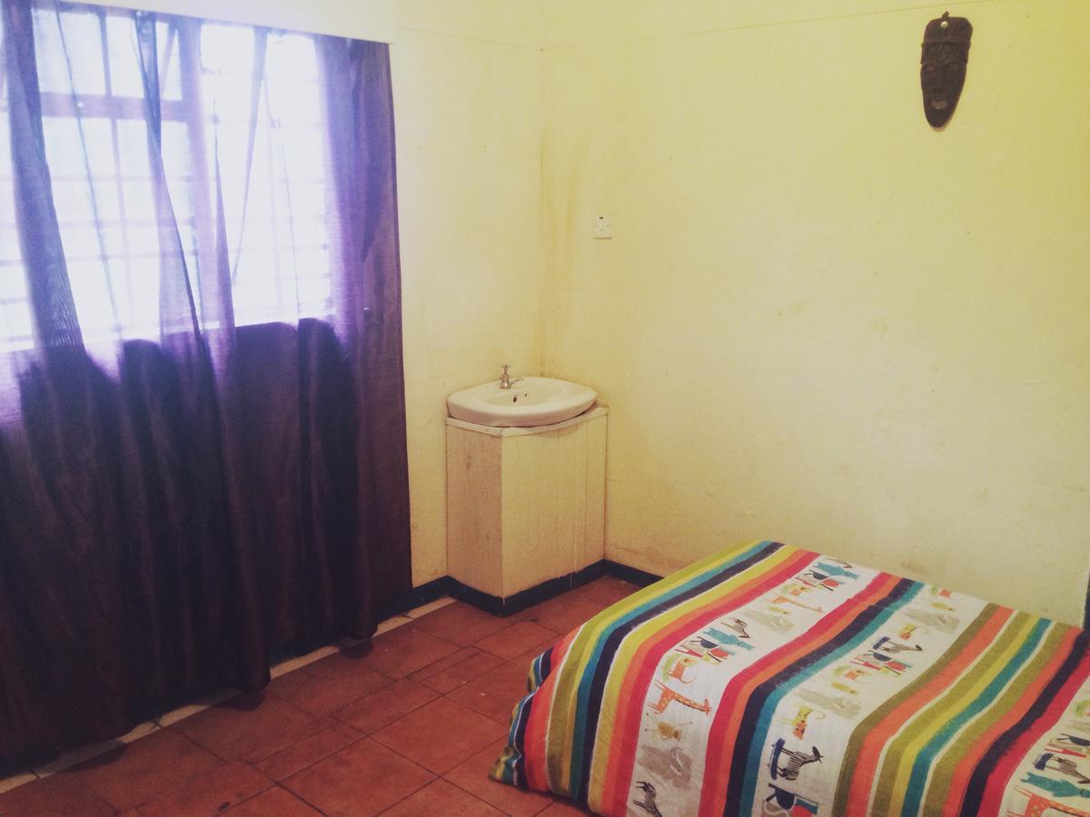 Ostello Kumunzi Backpackers Lusaka Esterno foto