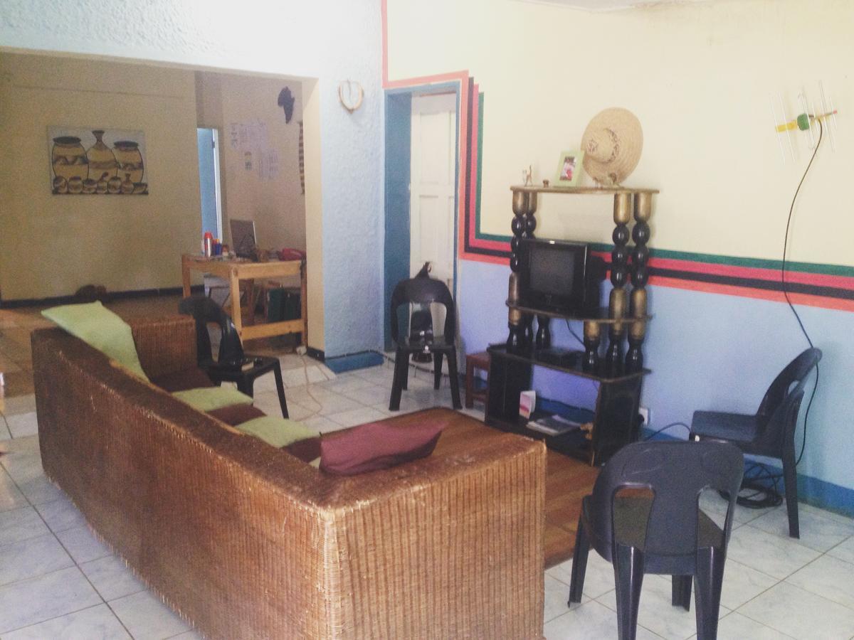 Ostello Kumunzi Backpackers Lusaka Esterno foto